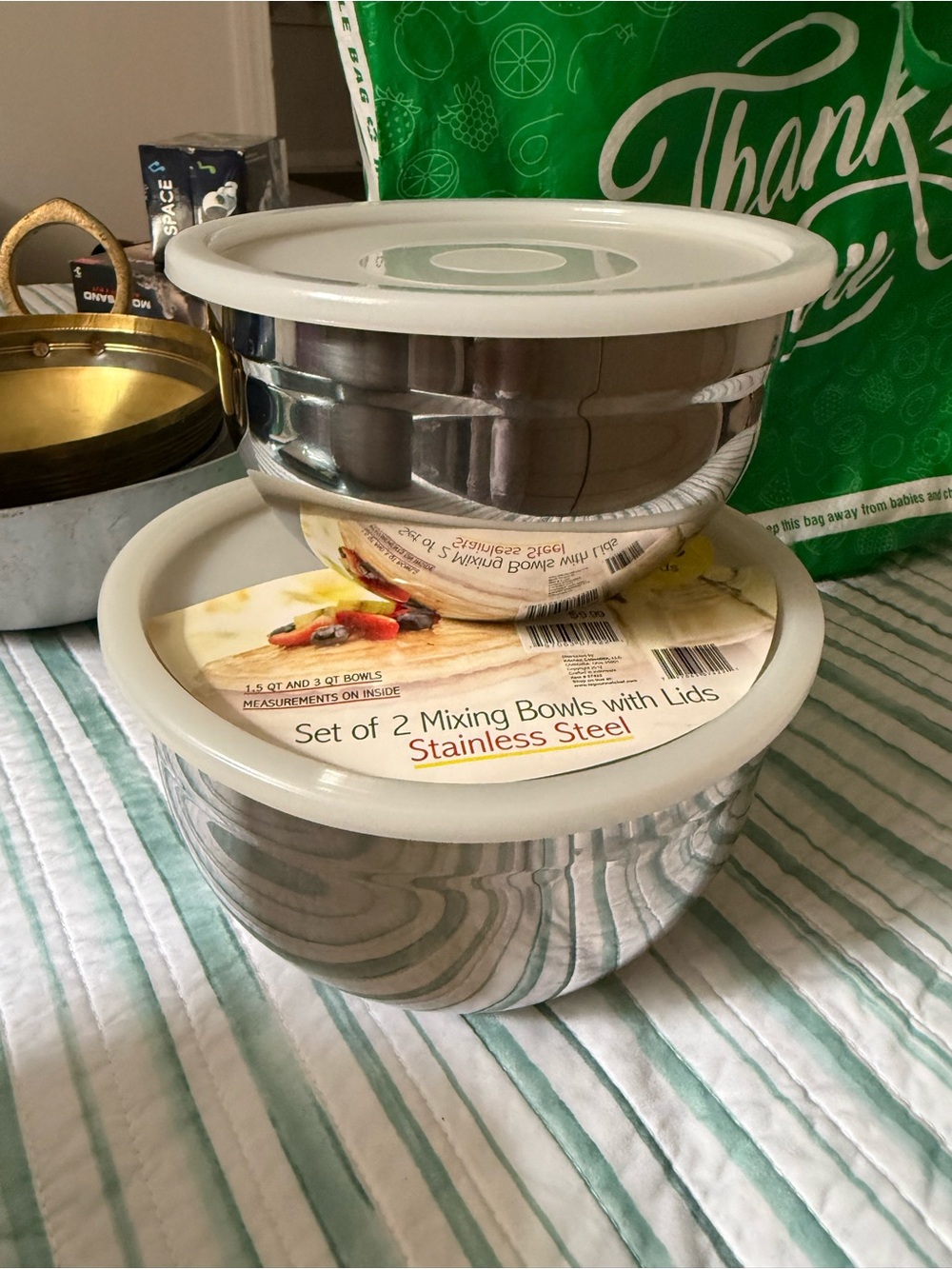 Stainless Steel Mixing Bowls with White Lids - Set of 2